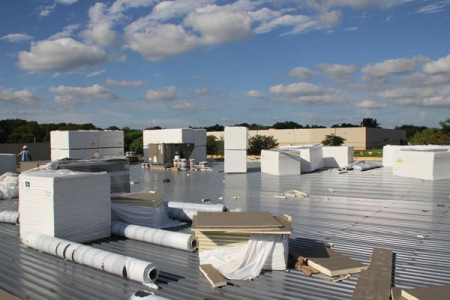 New R30 mechanical attached roofing system from Versico, Philadelphia Office Building