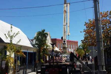 Roofing Crane