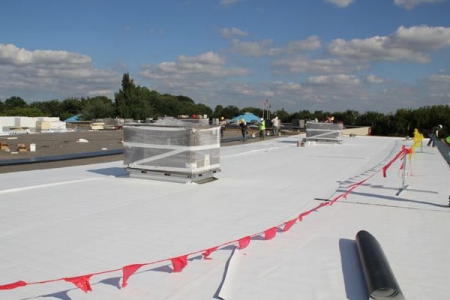 New R30 mechanical attached roofing system from Versico, Philadelphia Office Building
