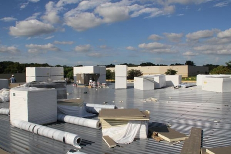 New R30 mechanical attached roofing system from Versico, Philadelphia Office Building